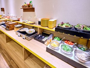 サラダ