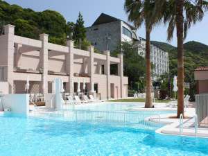 “ベイヒルズガーデンプール”夏季営業