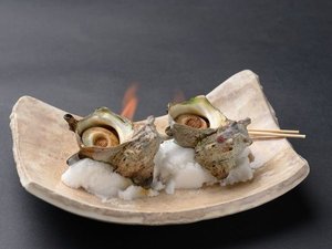 サザエのつぼ焼き
