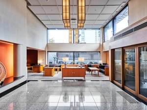 ���������̏����𔲂���ƊJ���I�ȃt�����g���r�[�̃t���A�B