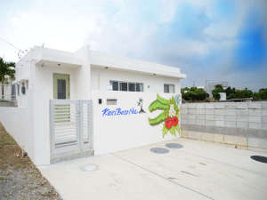 【沖縄県西海岸・東海岸の貸し別荘・コテージ・ヴィラ・コンドミニアム】KOURI BASE NOA