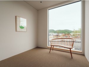 ����2�F���L�X�y�[�X