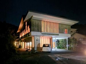 修善寺の高台に佇む『ブリーズベイ修善寺ホテル』
