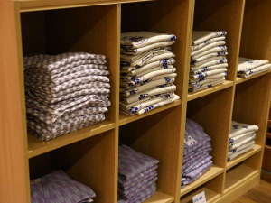 1階ロビーでのゆかたコーナー『お子様用ゆかた』もございます。中サイズは事前にお部屋へセット