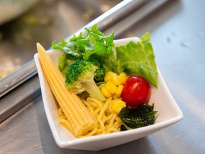 ざる中華(盛り付け一例)