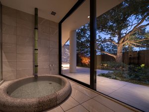 【Jardin-縁-】日本の原野風景を再現したプライベートガーデンを眺める和の趣を残した半露天風呂