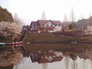 外から見た光景