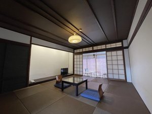 �a���̓���̃V���v���a��