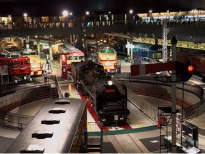 �y�S�������فz�d�ԂŖ�15���i�Ŋ��̓j���[�V���g���S�������ىw�j