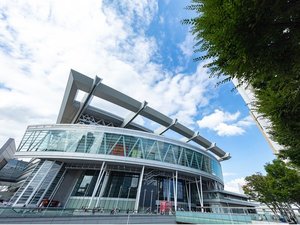 �y�������܃X�[�p�[�A���[�i�z�d�ԂŖ�10���i�Ŋ���JR�������ܐV�s�S�w�j