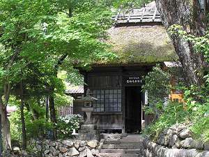 【日向見薬師堂】