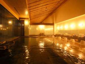 【杜の湯・内湯】広々とした内湯