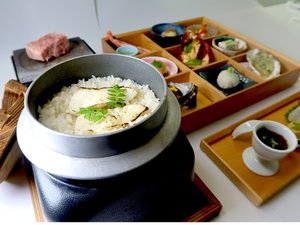 松阪牛ステーキと伊勢志摩御膳コース