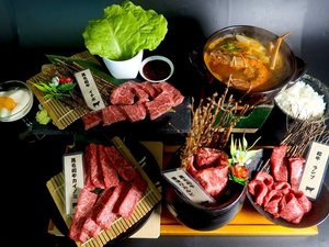 厳選黒毛和牛焼肉と海鮮火鍋コース