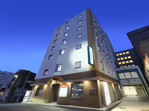 �X�Z���^�[�z�e���i�[�i�j