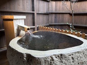 【本館】露天風呂付客室でゆっくりとプライベートなお時間をお過ごしください