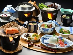 【こだわり朝食】目の前で炊き上げる白米と鮭をご堪能下さい※季節によりお料理内容は変更になります