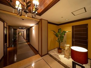 *[�q���O�̘L��]�A�W�A�����]�[�g���v�킹��ٓ�
