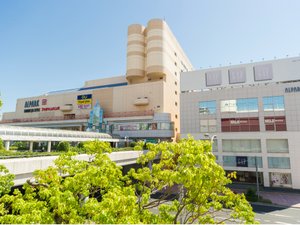 ショッピングモール「アルパーク」がすぐそばに!ショッピングやお食事に♪