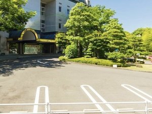 無料駐車場完備!