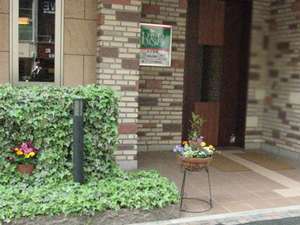 �y���m��:���É��zR��B�z�e�����É���