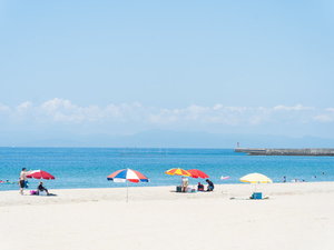 【内海海水浴場】日本の渚百選の1つに選ばれました。朝夕の美しさは格別です。