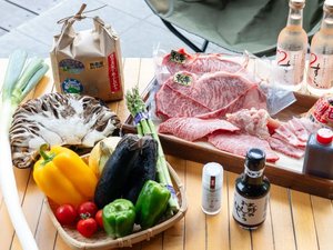 �y�[�H�t���v�����z����̃u�����h����A����؂�K���̃z�������Ȃǂ��l�ߍ���BBQ�Z�b�g�B
