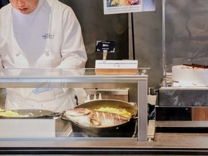 臨場感あふれるライブキッチン