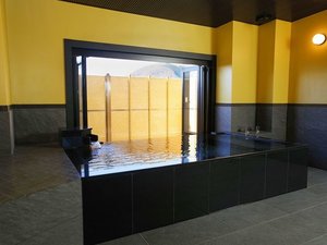 【貸切風呂】快適なプライベート空間で源泉かけ流しを堪能!
