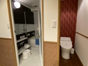 本館 デラックスシングル(ダブル)風呂・トイレ別又はユニットバス(風呂別希望は事前ご連絡下さい)