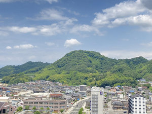 ホテルから見る佐和山城