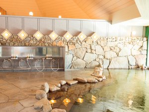 【大浴場】美肌効果の高いトロトロの天然温泉です