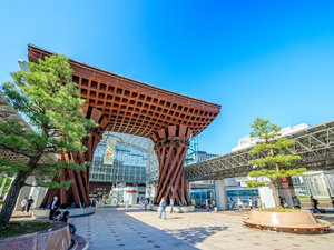 【観光画像】金沢駅(鼓門)