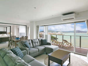 【沖縄県西海岸・東海岸の貸し別荘・コテージ・ヴィラ・コンドミニアム】ハイドアウト オキナワ ウルマ