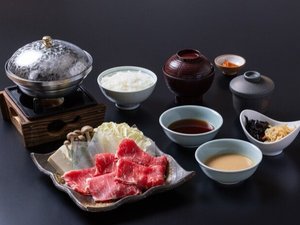 (ディナー)特製の胡麻だれでお召し上がり頂く当店のおすすめの「しゃぶしゃぶ御膳」です