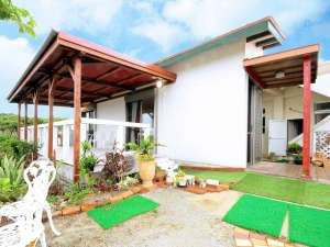 【沖縄県今帰仁村の貸し別荘・コテージ・ヴィラ・コンドミニアム】癒やしの宿 友美子