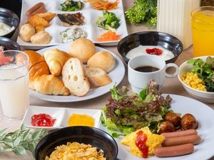 朝食ビュッフェ