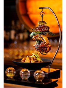 �y�G���p�C�A�E�O�����z�o�[�x�L���[�O����(�C���[�W)(C)Disney