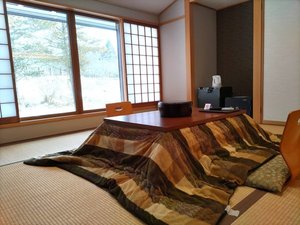 新館 露天風呂付き客室 コタツ