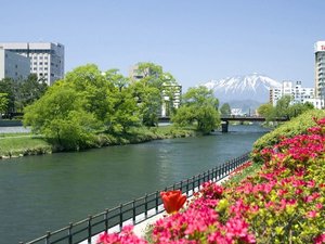 ◆岩手山と北上川