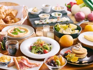 従来の和朝食スタイルを一新し、ブッフェスタイルにてご提供
