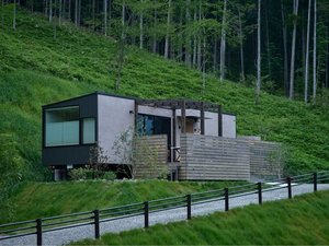 TRAILER HOTEL TID.�̎ʐ^