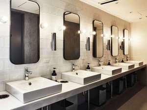 �������̂��鋤�p���ʏ��B�n���h�\�[�v�A�h���C���[�������B�X�L���P�A�Z�b�g�����̔����Ă���܂�