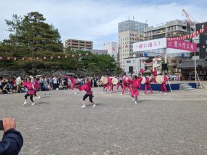 徳島城阿波おどり2024(鷲の門広場)輪踊り