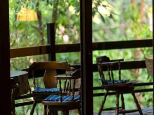 ��������������e���X��