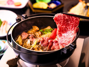【極上すきやき】ワンランク上の牛肉で贅沢に!湯上がりビールとご一緒に