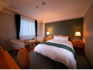 ���_�u�����[���F�����������F���̃C���e���A�ł������Ƃ��߂������������B