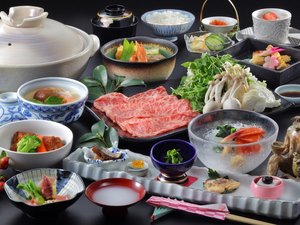 旬の地場産食材を厳選した会席料理(イメージ)