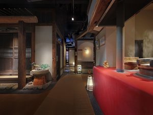 「お食事処 かまど」前通路
