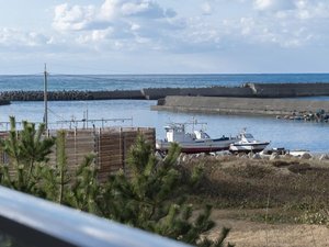 海を臨むホテル